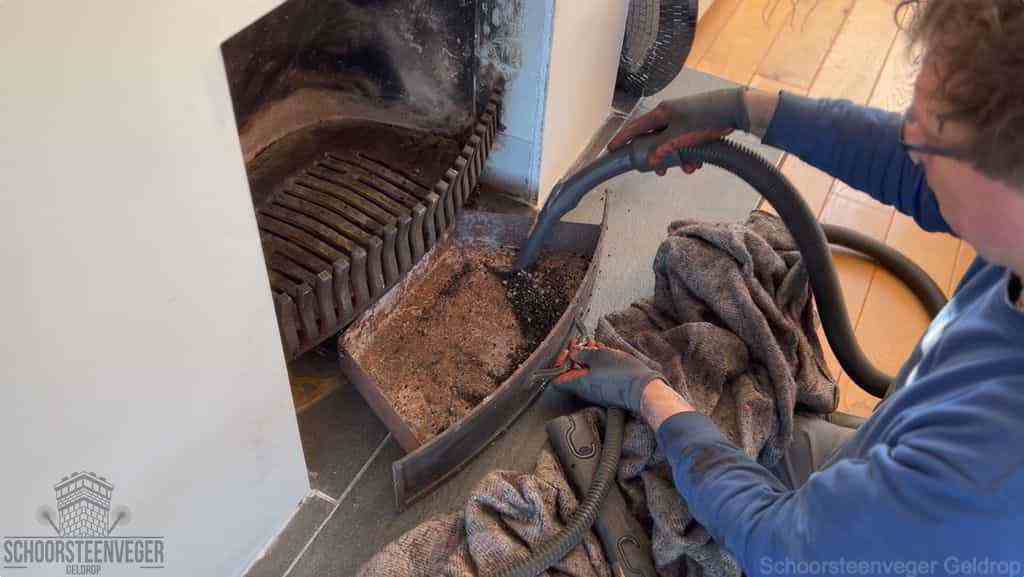 Prijs schoorsteenvegen Geldrop schouw reinigen Prijs schoorsteenvegen Geldrop schouw reinigen