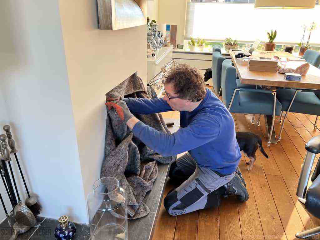 Schouwveger Geldrop kleed schoorsteenreiniger Schouwveger Geldrop kleed schoorsteenreiniger
